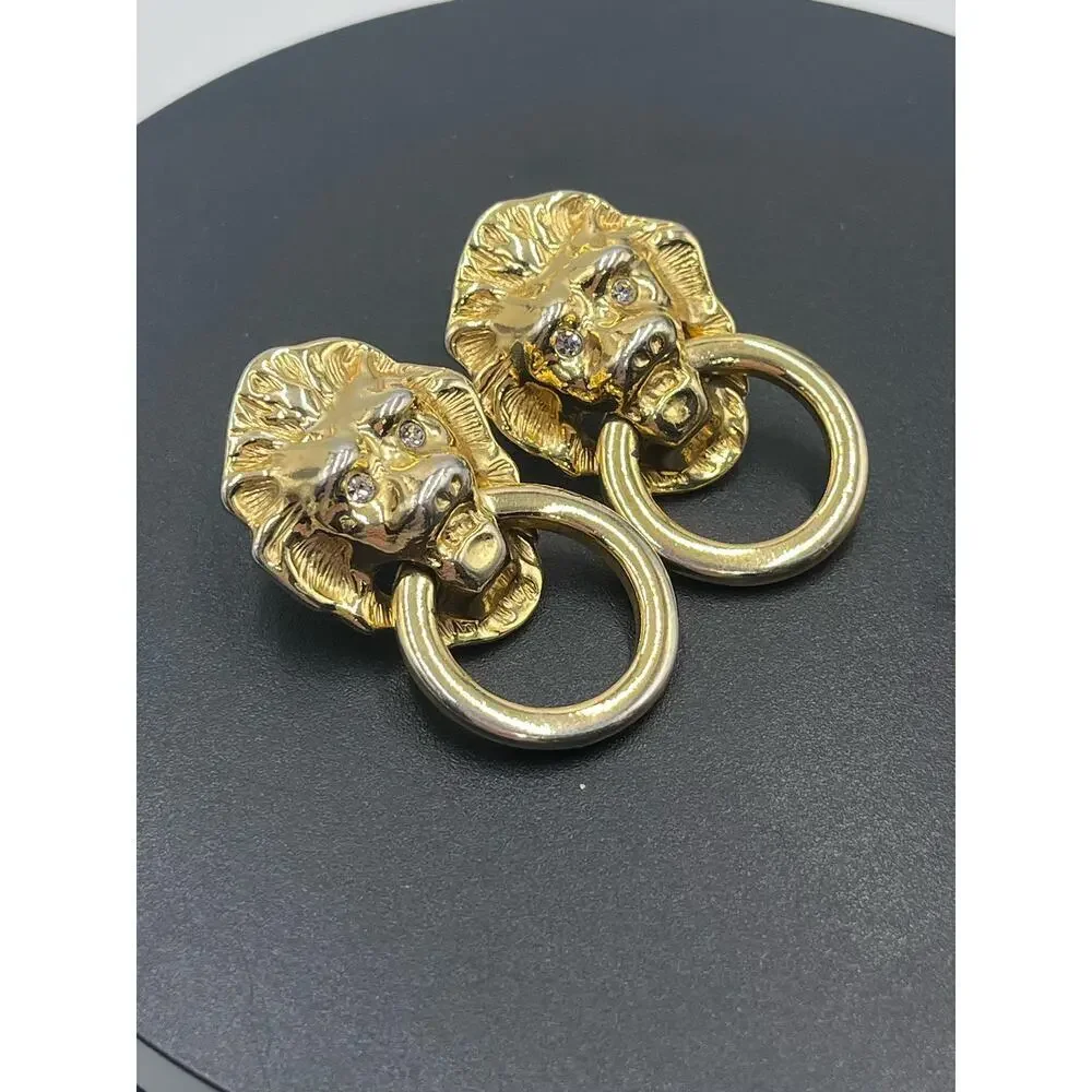 Kenneth Jay Lane Vintage 
Lionhead Doorknocker Rhinestone Eyes‎ Earrings - Picture 12 of 14